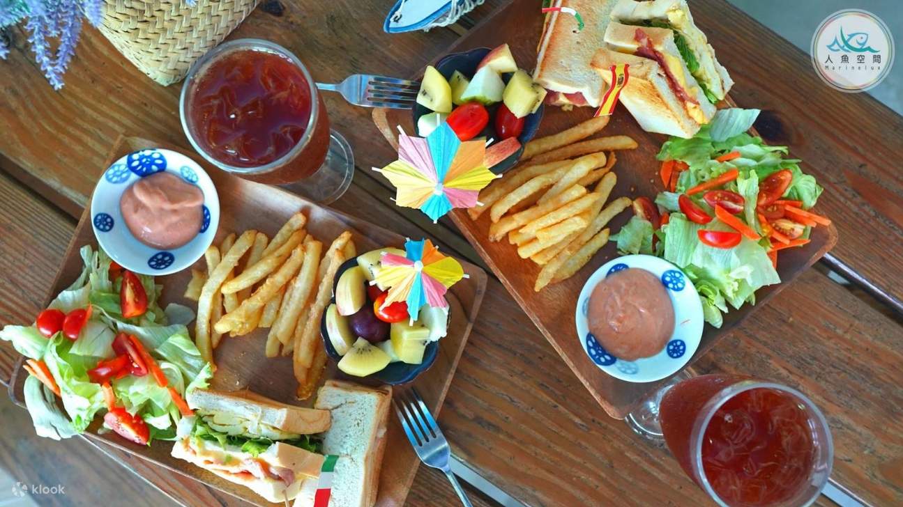 Gian hàng cầu vồng không gian nàng tiên cá